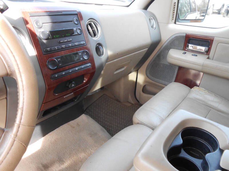 2005 Ford F-150 Lariat