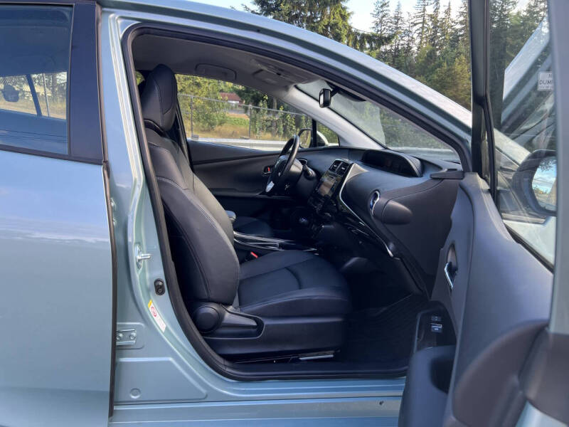 2016 Toyota Prius Four Touring