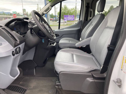 2018 Ford Transit 150 XLT