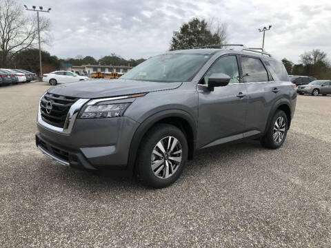 2025 Nissan Pathfinder SL