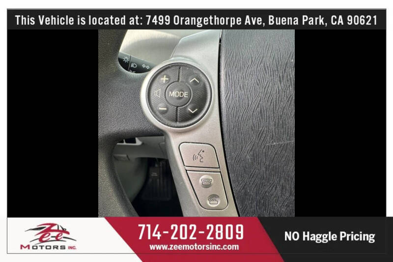 2013 Toyota Prius v Three