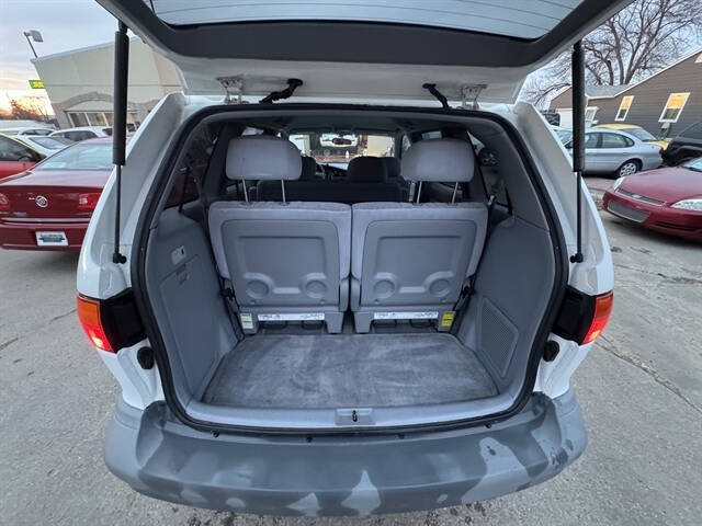 1998 Toyota Sienna LE