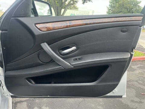 2008 BMW 5 Series 550i