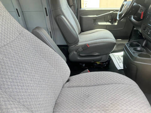 2018 Chevrolet Express 2500