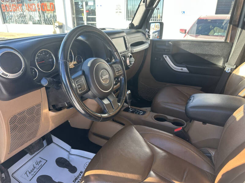 2013 Jeep Wrangler Unlimited Sahara