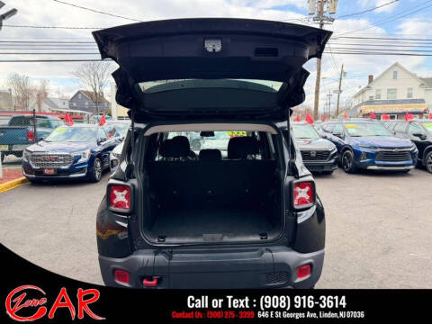 2023 Jeep Renegade Trailhawk