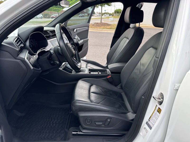 2019 Audi Q3 quattro Premium 45 TFSI