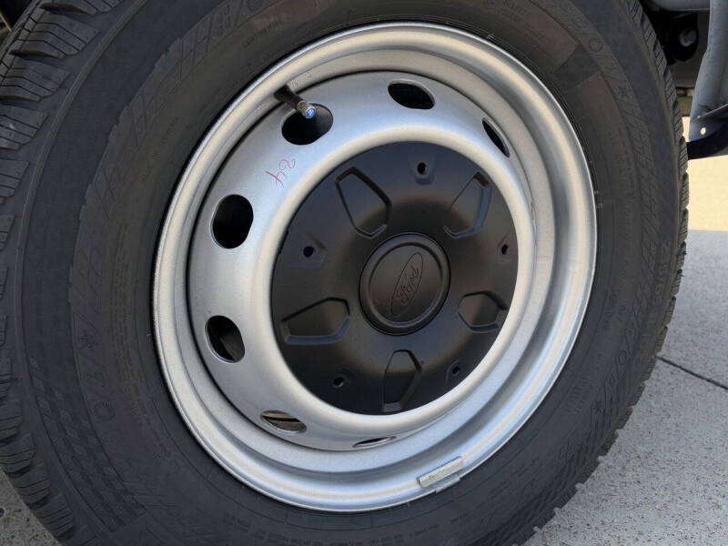 2025 Ford Transit 250