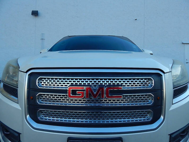 2015 GMC Acadia SLE-2