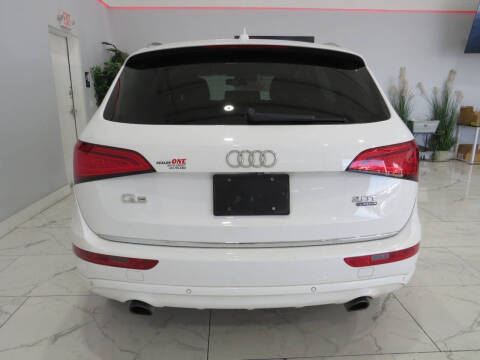 2016 Audi Q5 2.0T quattro Premium Plus
