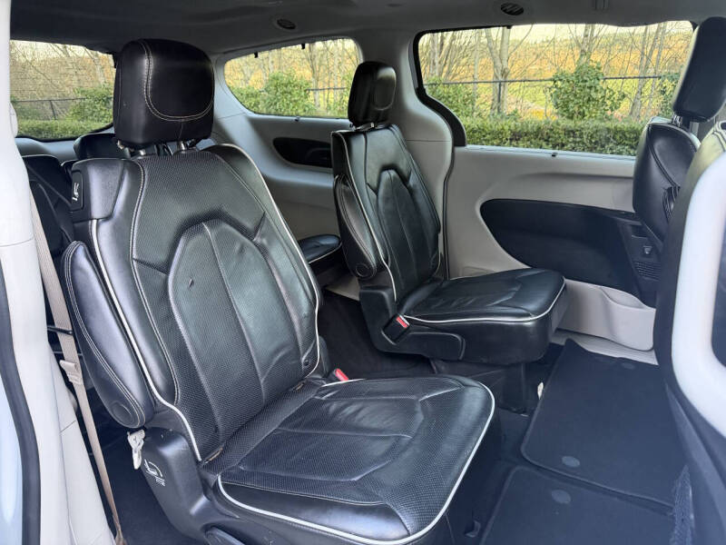 2022 Chrysler Pacifica Limited