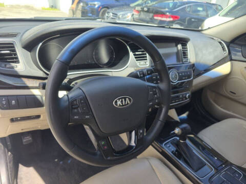2016 Kia Cadenza Limited