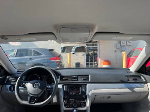 2018 Volkswagen Passat 2.0T S