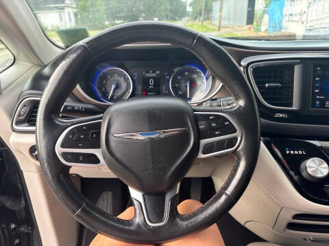 2019 Chrysler Pacifica Touring L