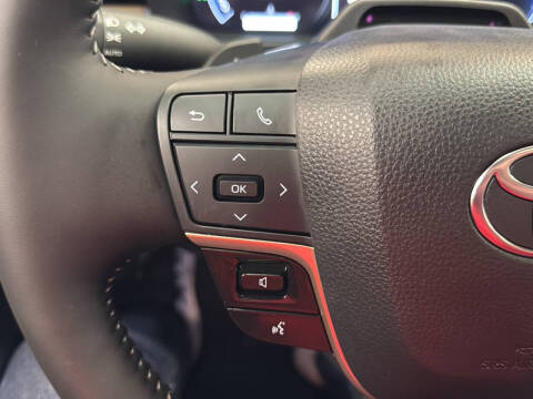 2025 Toyota Crown Signia Limited