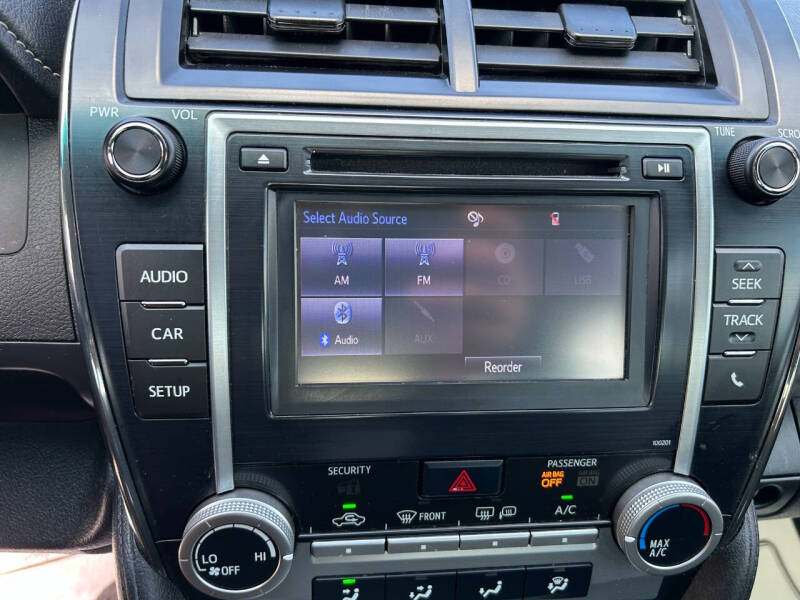 2014 Toyota Camry SE