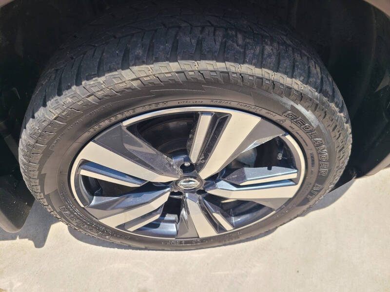 2021 Nissan Rogue SL