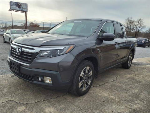 2019 Honda Ridgeline for sale at Ernie Cook and Son Motors in Shelbyville TN