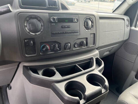 2014 Ford E-Series E-250