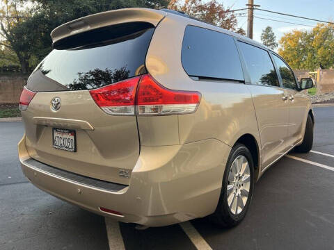 2011 Toyota Sienna Limited 7-Passenger