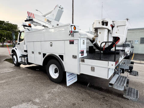 2018 Freightliner M2 106