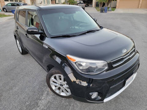 2017 Kia Soul +