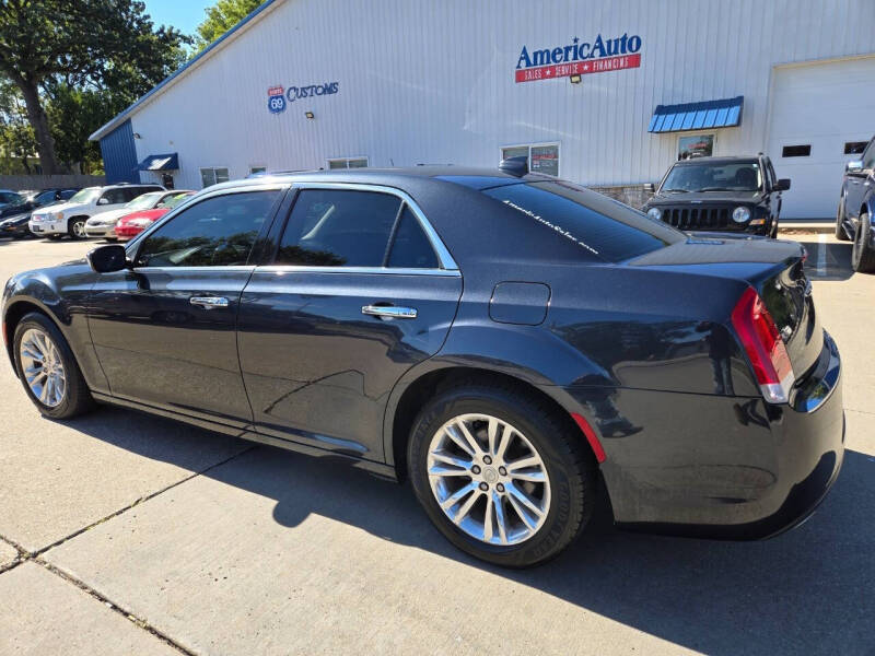 2017 Chrysler 300 C