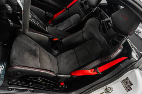 2016 Porsche Cayman GT4