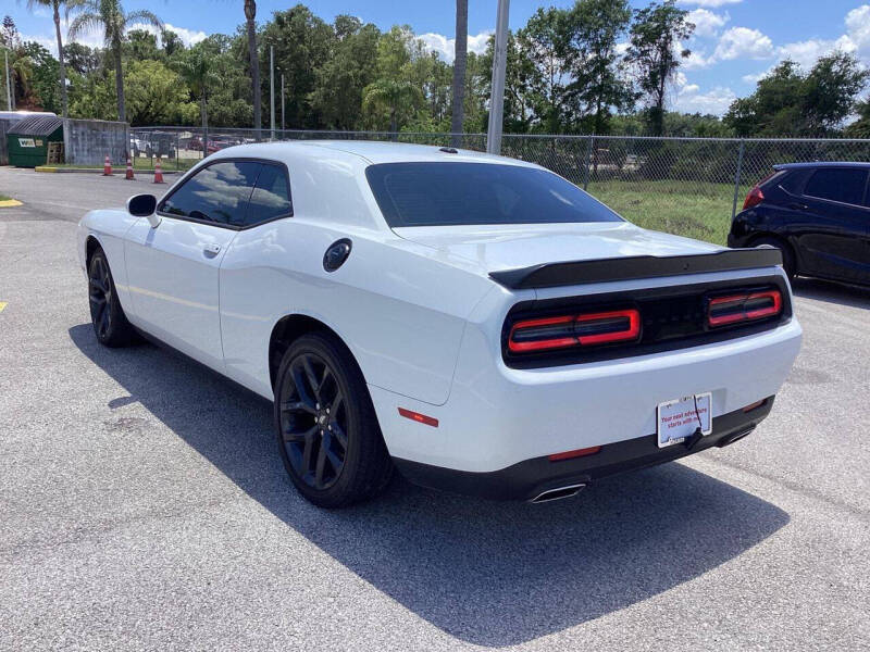 2021 Dodge Challenger SXT