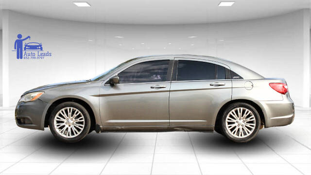 2012 Chrysler 200 for sale at AUTO LEADS in Pasadena, TX