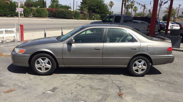 2001 Toyota Camry