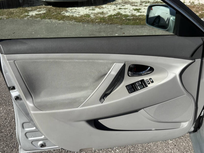 2007 Toyota Camry LE