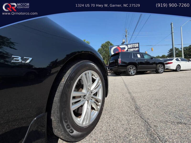 2015 Infiniti Q40