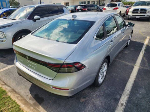 2025 Honda Accord LX