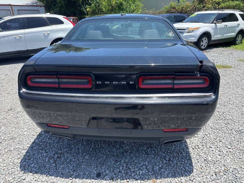 2015 Dodge Challenger SXT