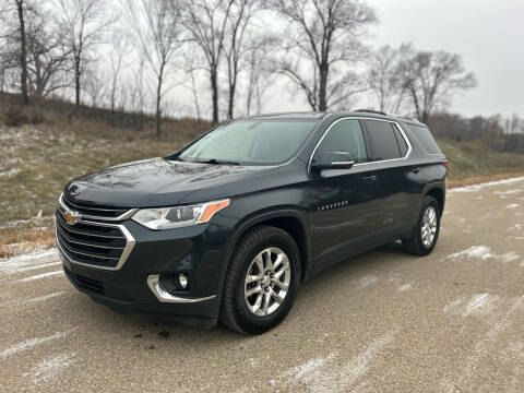 2018 Chevrolet Traverse for sale at RUS Auto in Shakopee MN