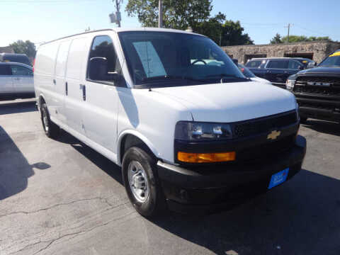 2018 Chevrolet Express for sale at ROSE AUTOMOTIVE in Hamilton OH