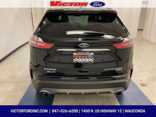 2020 Ford Edge Titanium