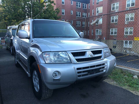 2003 Mitsubishi Montero for sale at OFIER AUTO SALES in Freeport NY