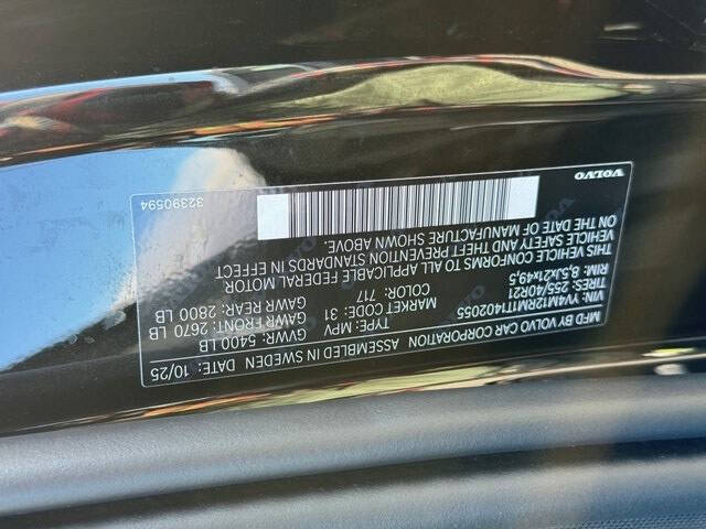 2026 Volvo XC60 B5 Ultra