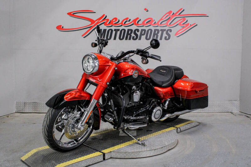 2014 Harley-Davidson CVO Road King