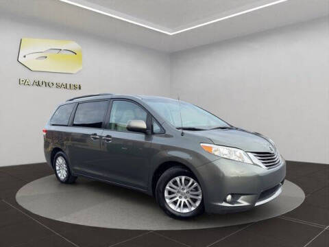 2013 Toyota Sienna