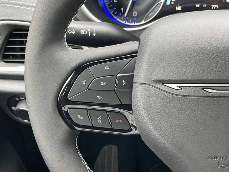 2027 Chrysler Pacifica Limited