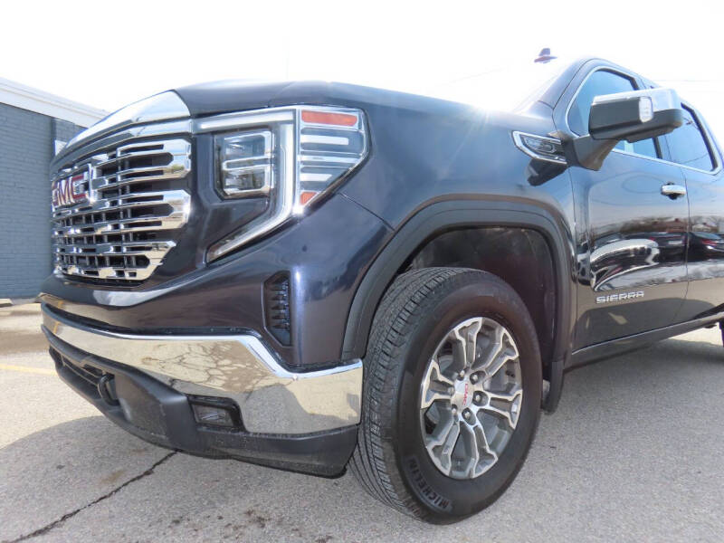2025 GMC Sierra 1500 SLT