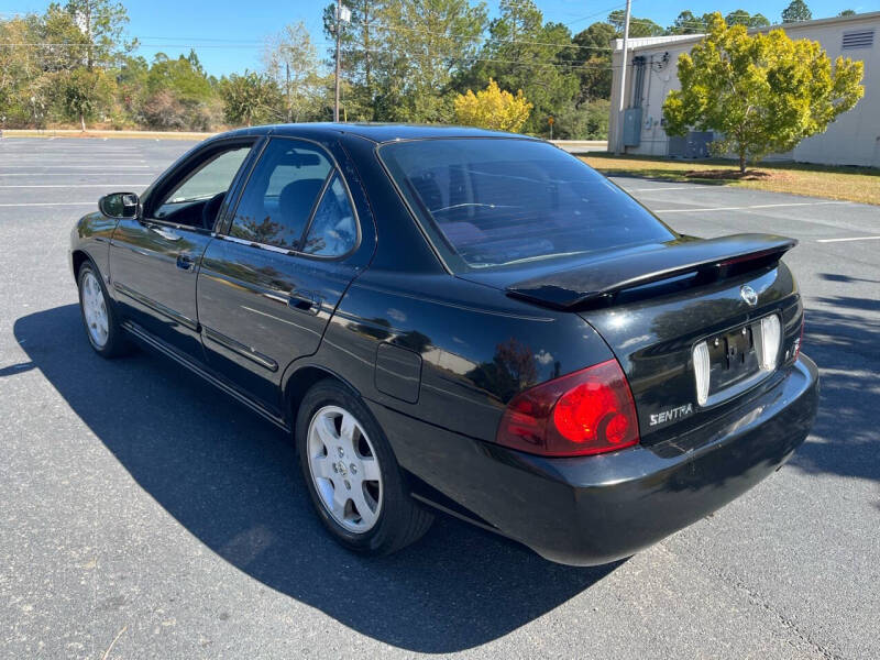 2005 Nissan Sentra SE-R photo 7