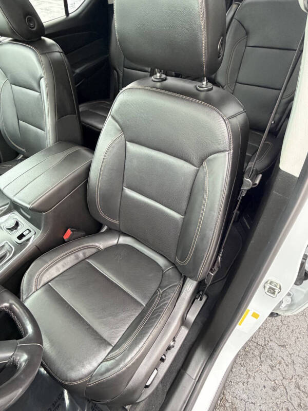 2021 Chevrolet Traverse Premier