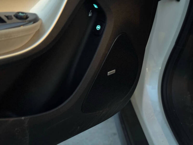 2011 Chevrolet Volt Premium