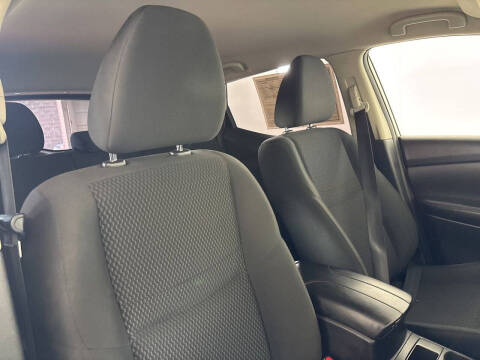 2022 Nissan Rogue Sport S