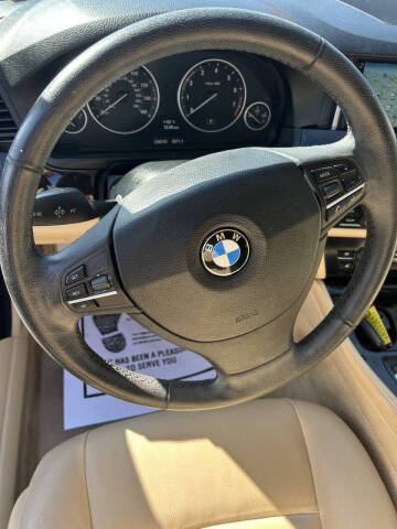 2014 BMW 5 Series 528i xDrive