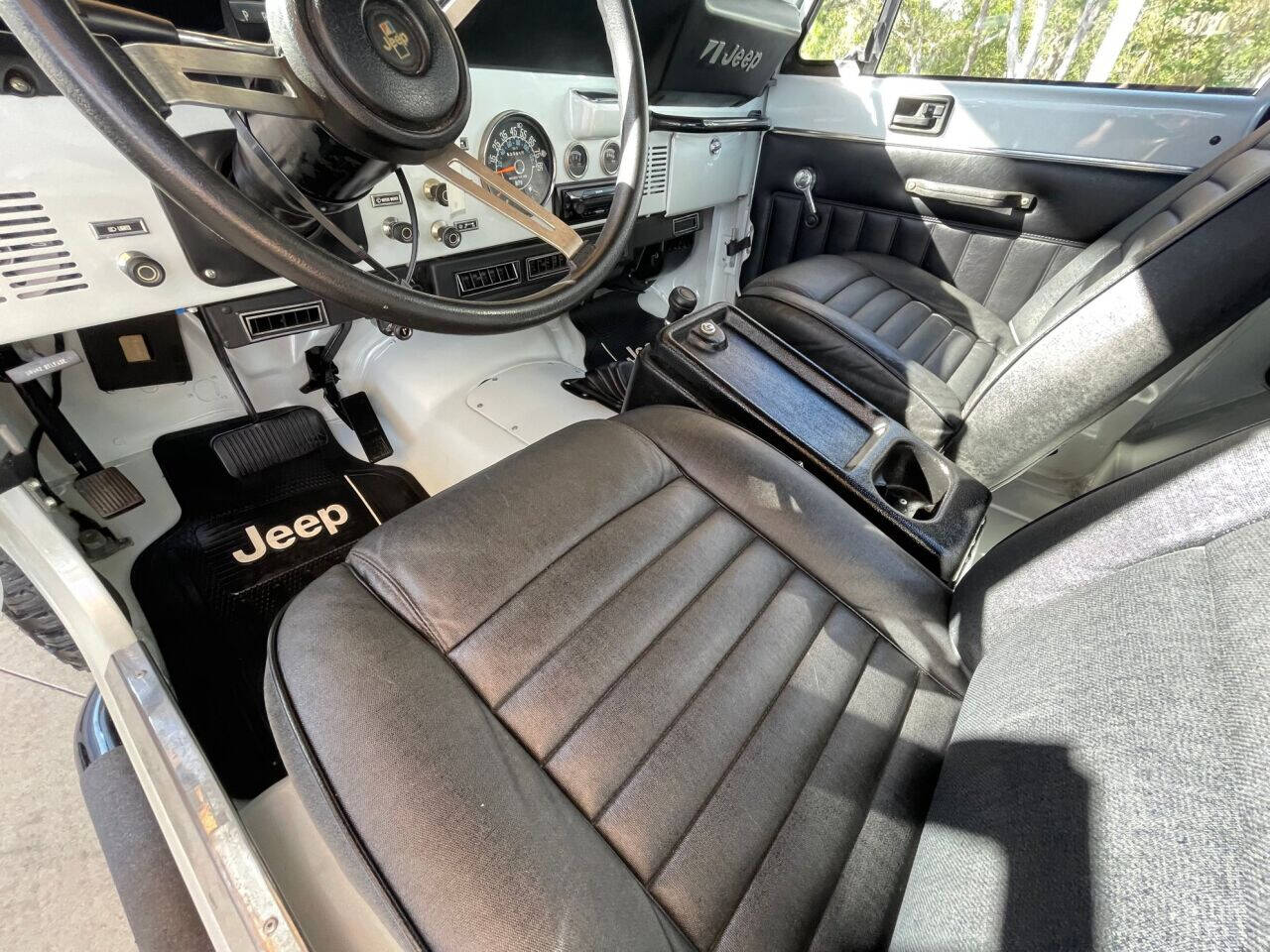 1986 Jeep CJ-7 28